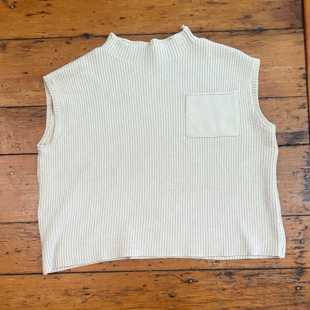 Sleeveless Cream Knit Top